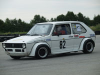 1600_flicker_e02_200